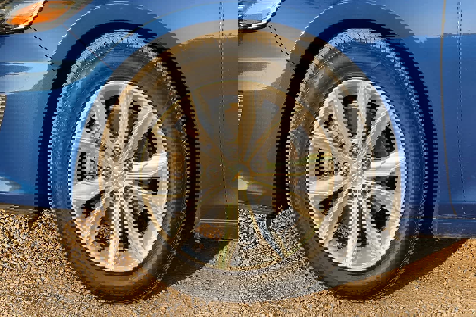 Used 2023 Chevrolet Malibu LT image 35