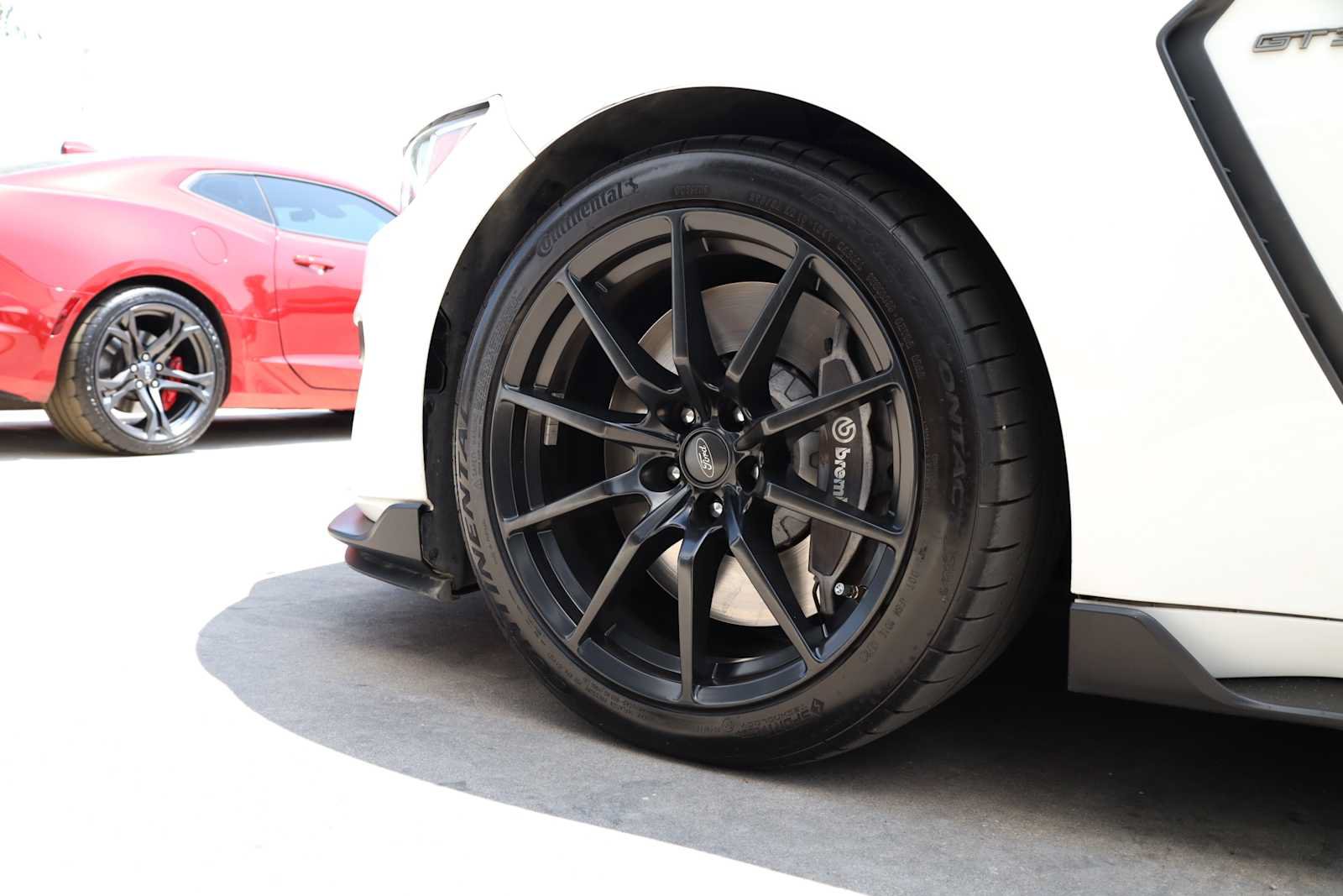 Used 2019 Ford Mustang Shelby GT350 w/ Technology Package RWD image 54
