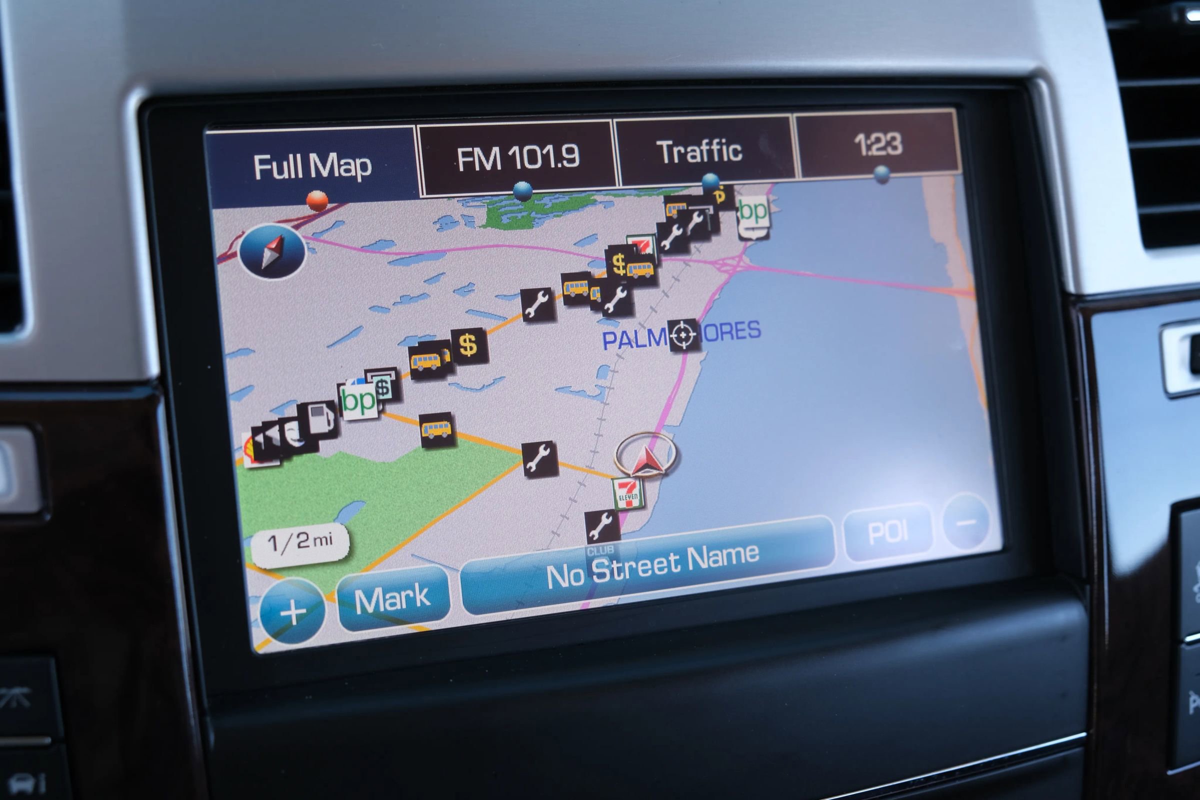 Used 2013 Cadillac Escalade EXT Premium image 33