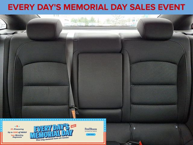Used 2023 Chevrolet Malibu LT FWD image 19