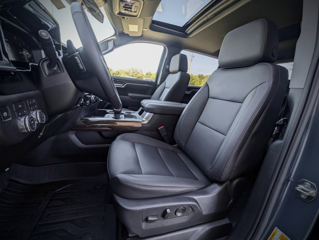 New 2026 GMC Sierra 1500 Elevation w/ Elevation Premium Package AWD/4WD image 16