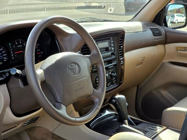 Used 1999 Toyota Land Cruiser image 11