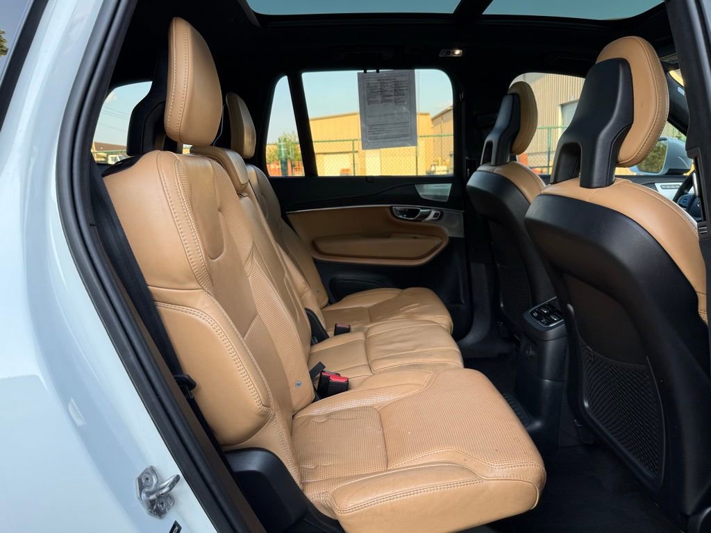 Used 2021 Volvo XC90 T8 Inscription w/ Protection Package Premier AWD/4WD image 26