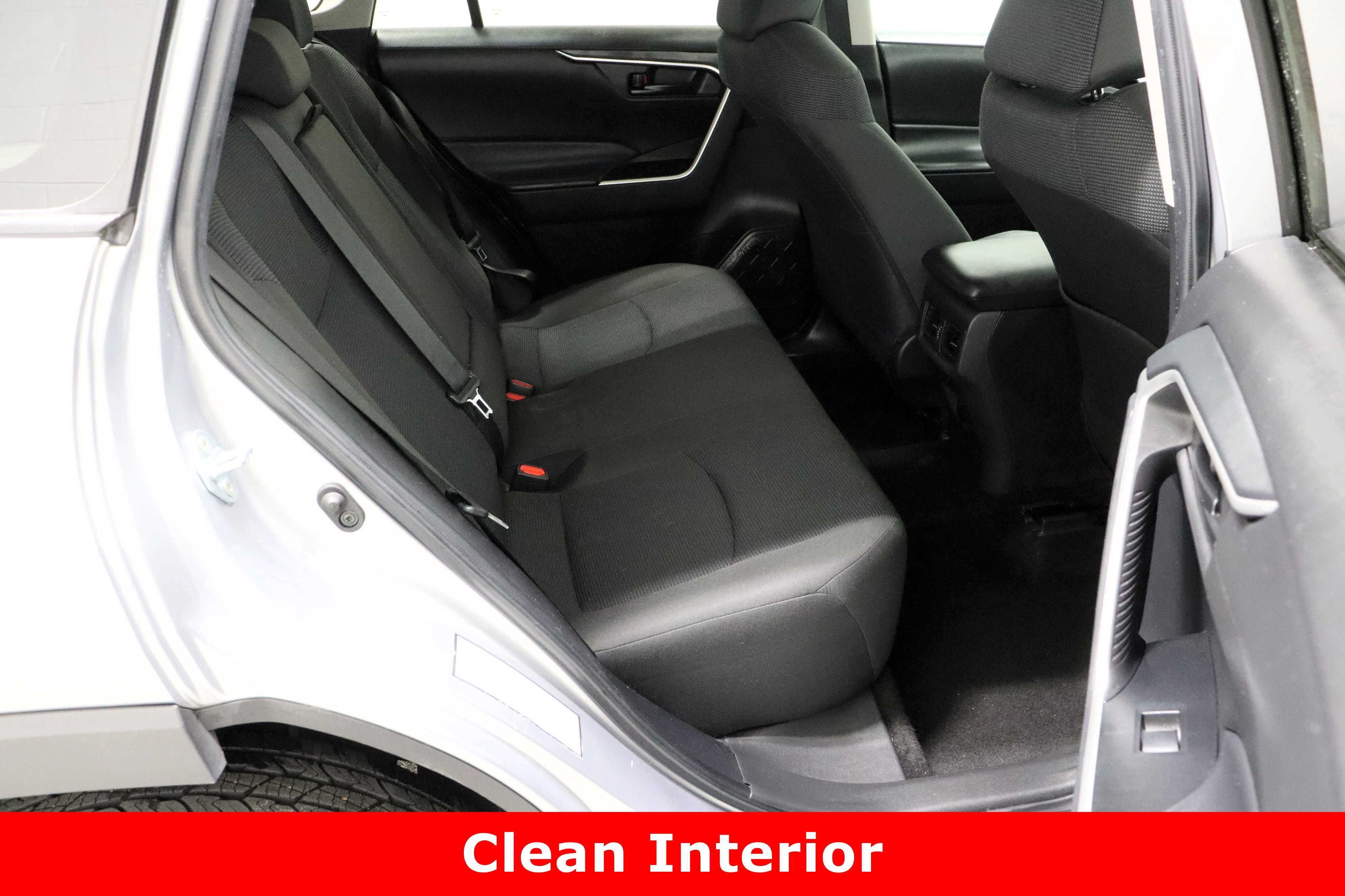 Used 2024 Toyota RAV4 LE image 30