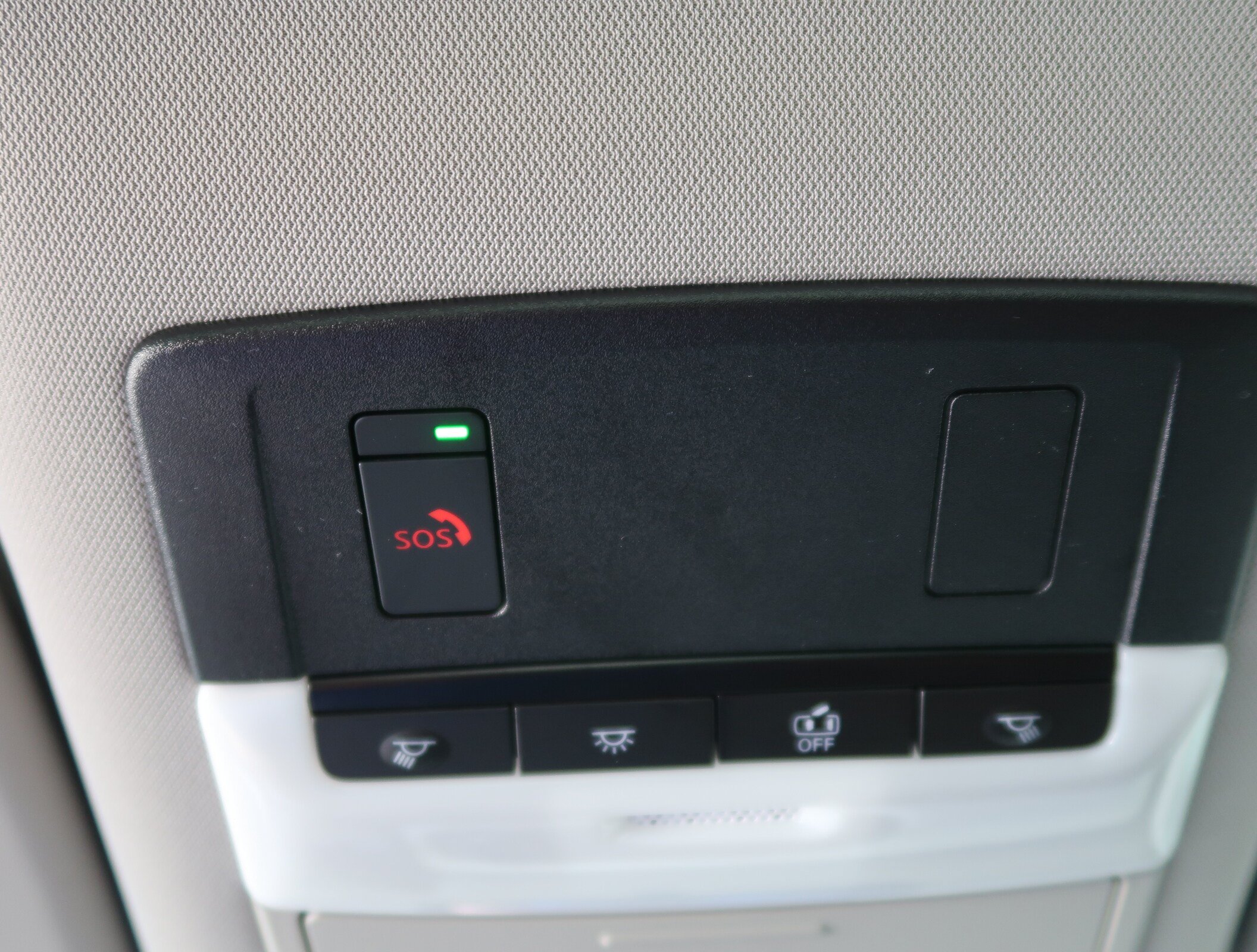 Used 2022 Nissan Rogue SV AWD/4WD image 38