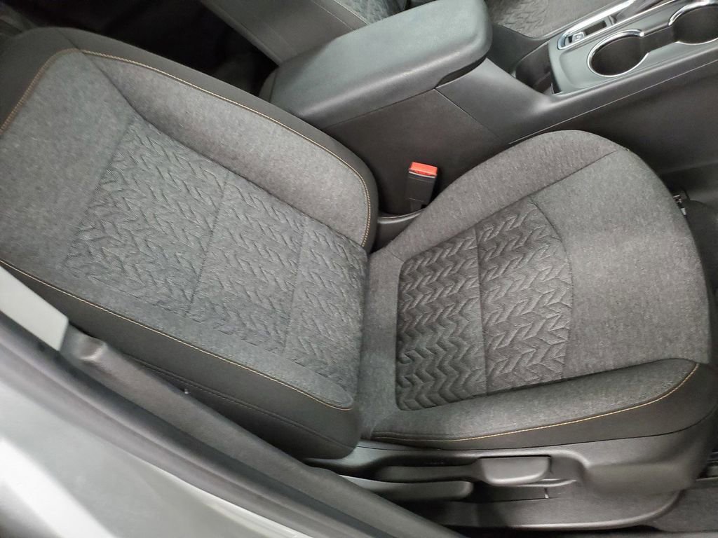 Used 2022 Chevrolet Equinox LT FWD image 22