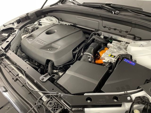 Certified 2024 Volvo XC60 T8 Plus w/ Protection Package AWD/4WD image 42