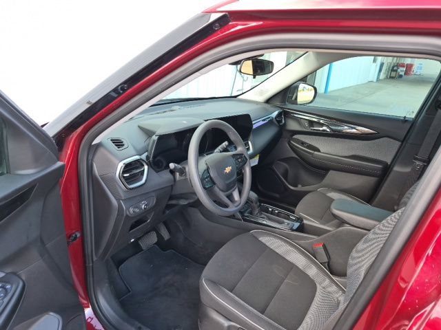 Used 2024 Chevrolet TrailBlazer LS w/ LS Convenience Package image 17
