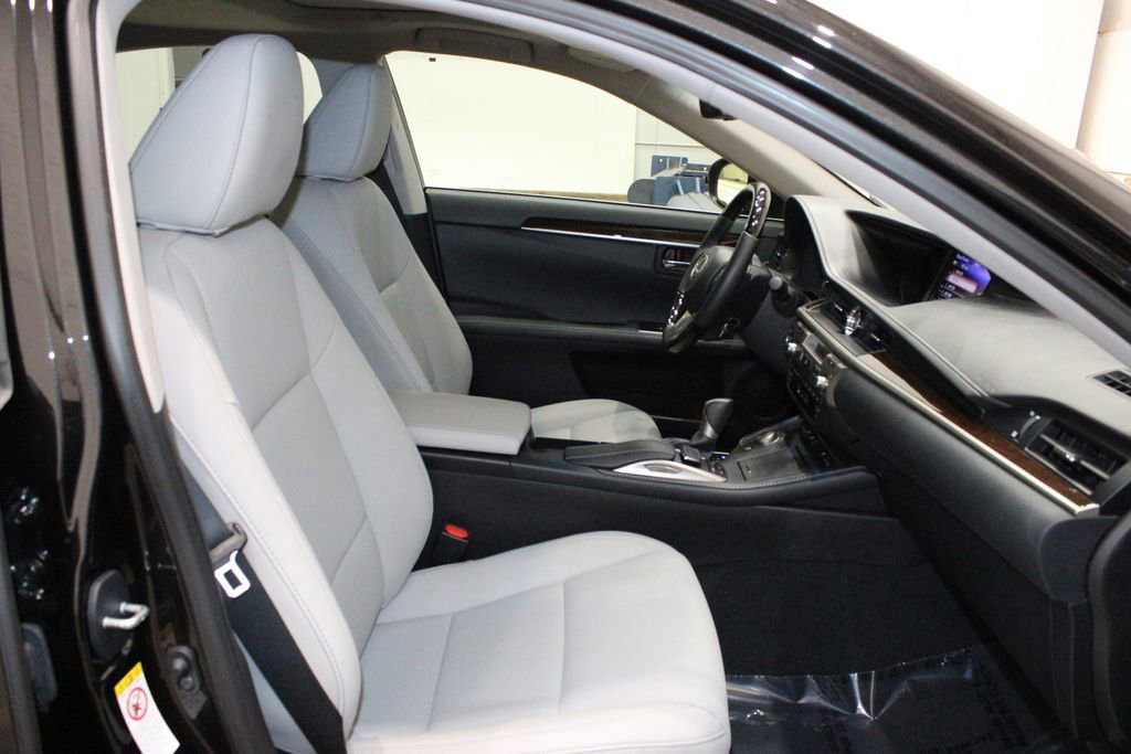 Used 2018 Lexus ES 350 image 16