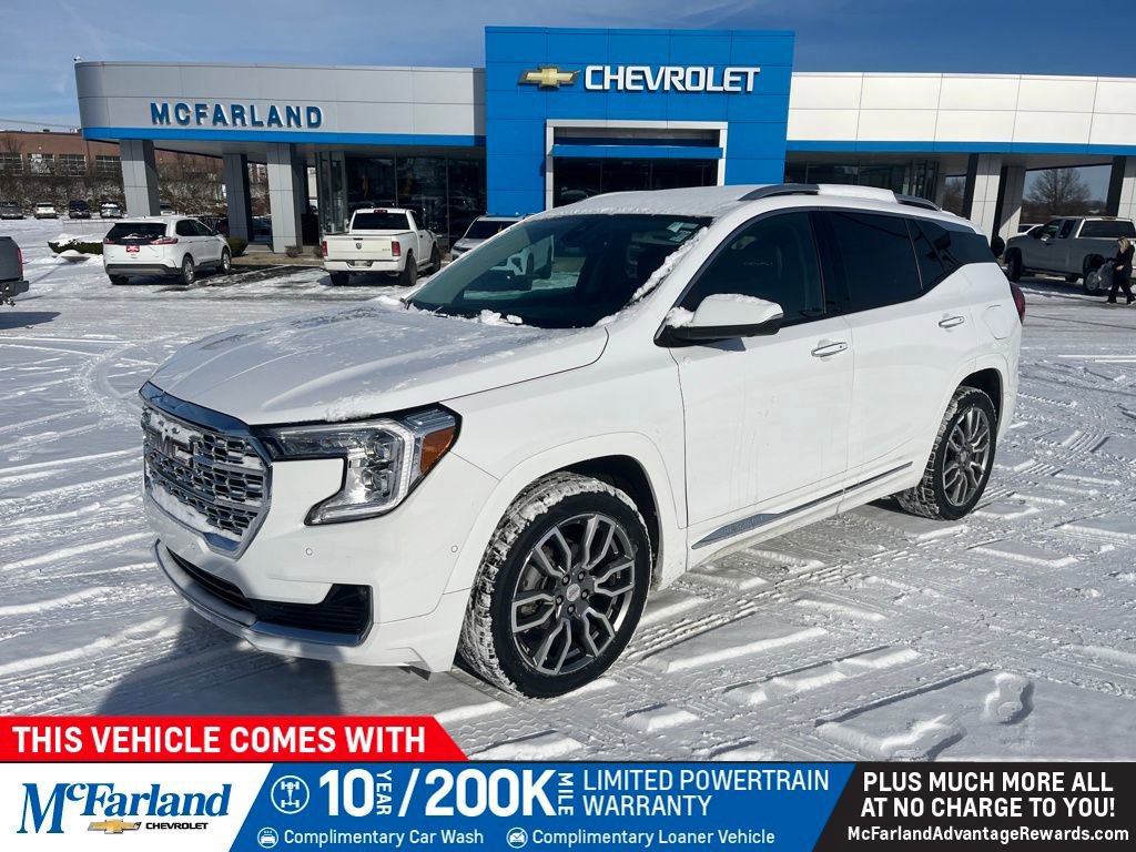Used 2022 GMC Terrain Denali w/ Denali Premium Package image 1