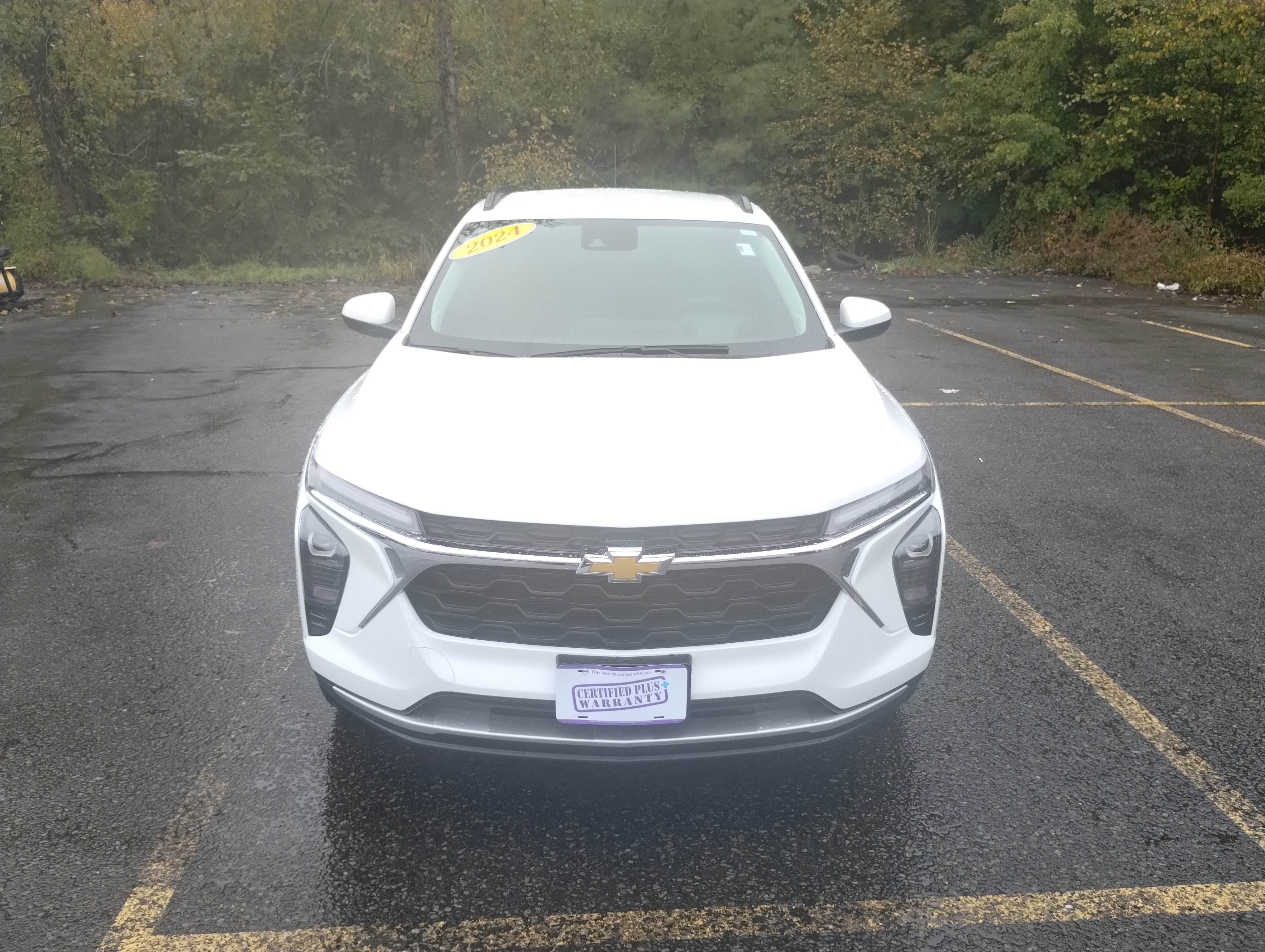 Used 2024 Chevrolet Trax LT w/ Driver Confidence Package image 8