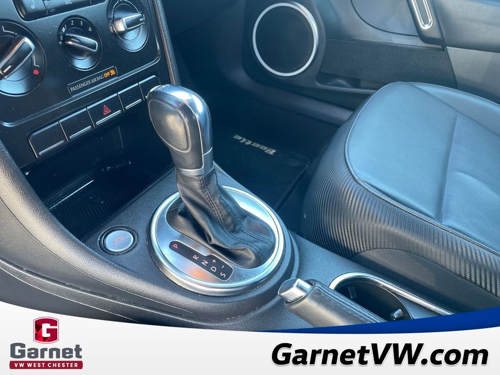 Used 2013 Volkswagen Beetle TDI image 12
