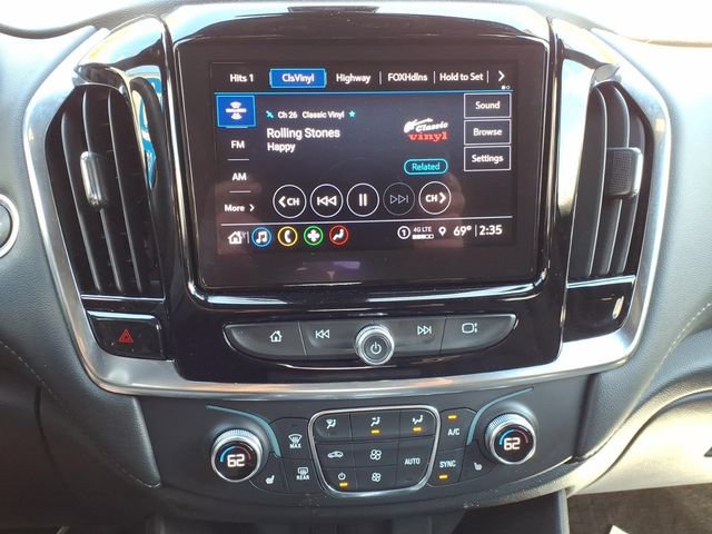 Used 2023 Chevrolet Traverse LT AWD/4WD image 13