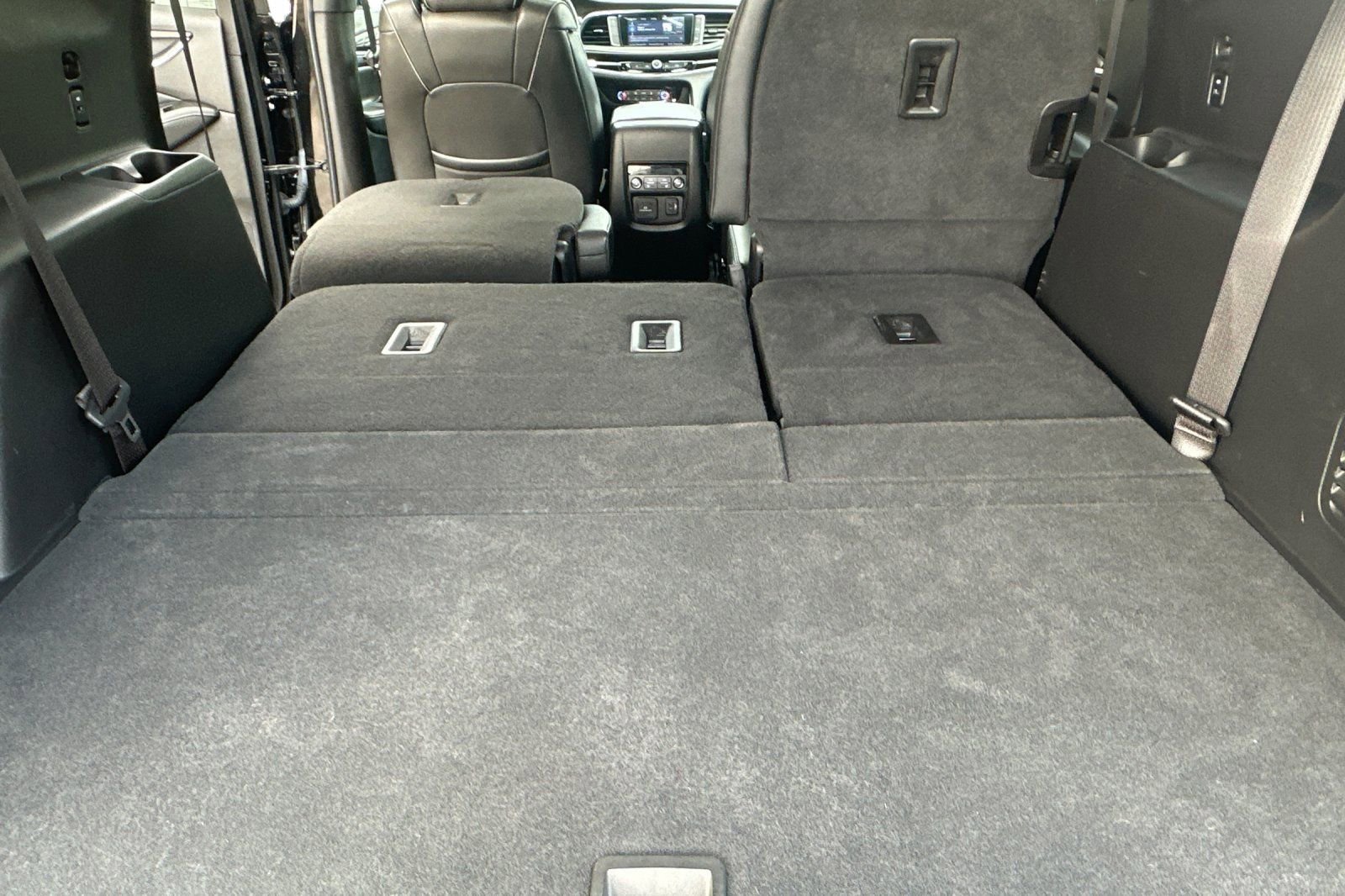 Certified 2023 Buick Enclave Avenir image 17