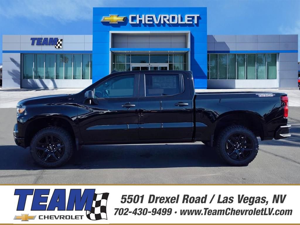 New 2026 Chevrolet Silverado 1500 Custom Trail Boss w/ LPO, Dark Essentials Package image 1
