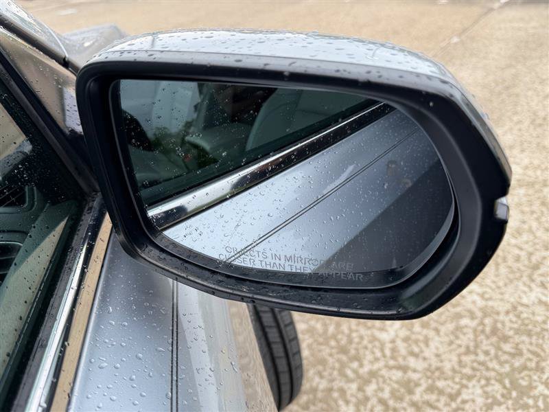 Used 2017 Honda CR-V Touring image 16