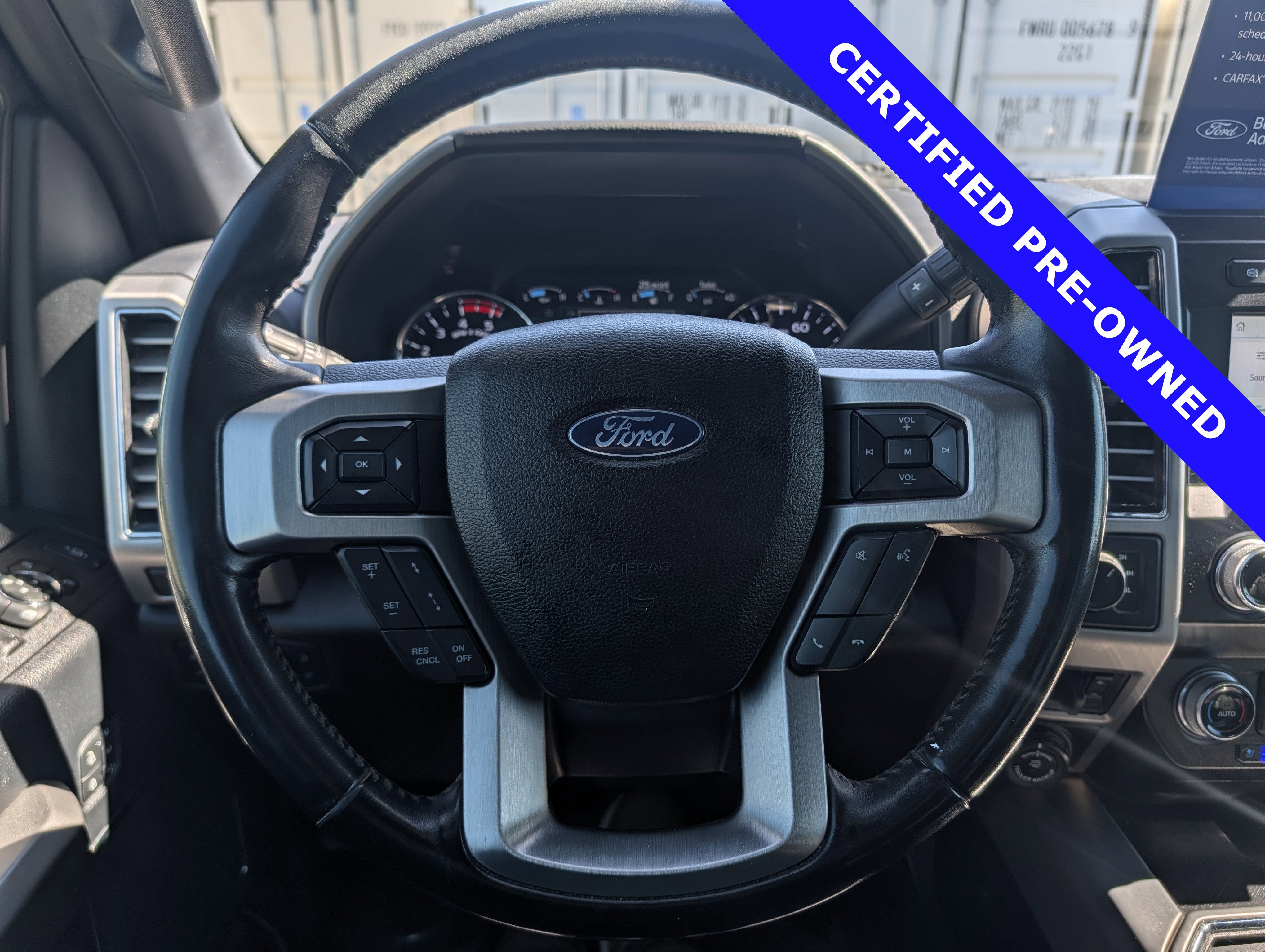 Certified 2020 Ford F250 Platinum w/ FX4 Off-Road Package image 27