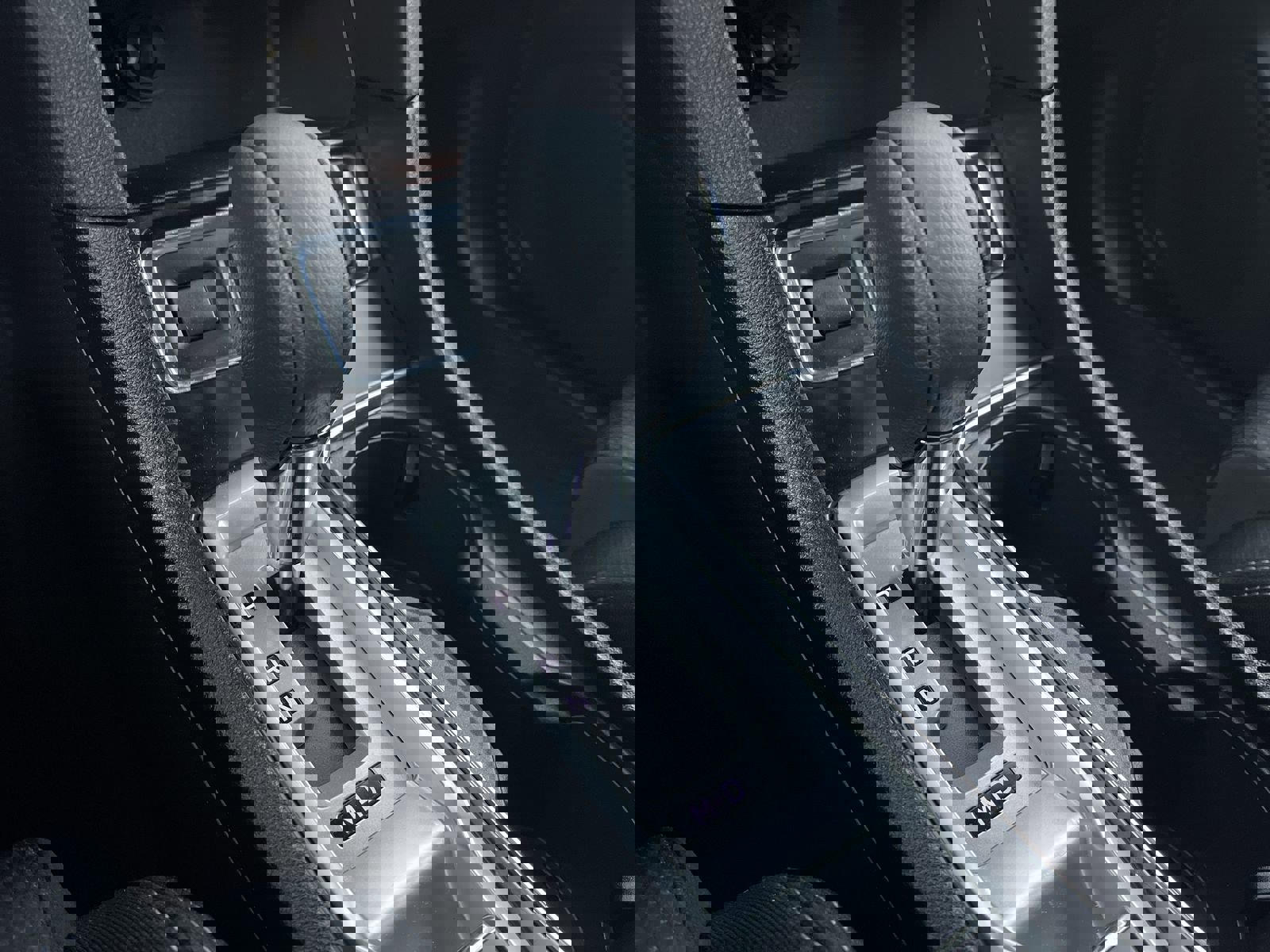 Used 2023 Subaru Ascent Premium w/ Convenience Package AWD/4WD image 21