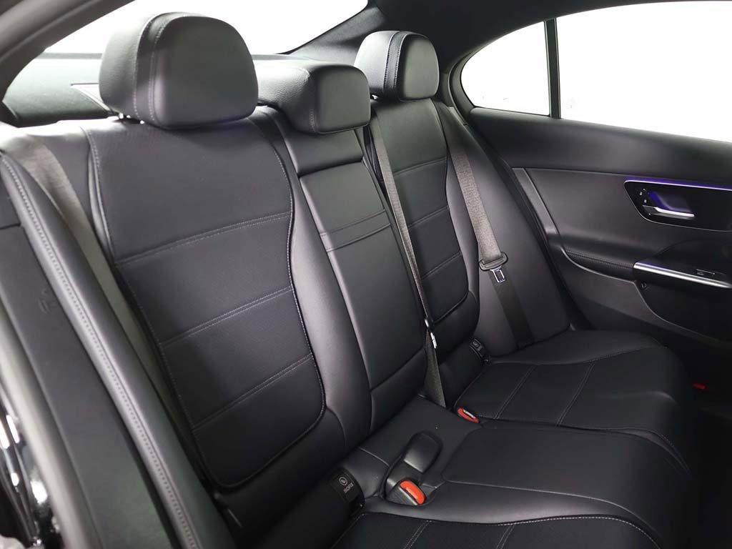 Used 2023 Mercedes-Benz C 300 C 300 image 33
