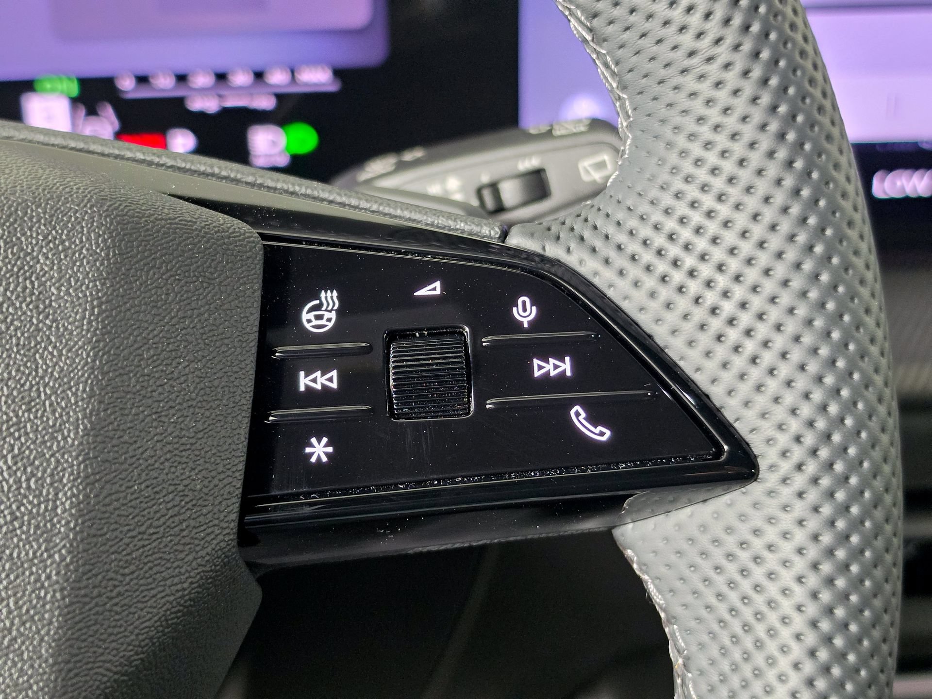 New 2026 Audi SQ5 Premium Plus AWD/4WD image 21