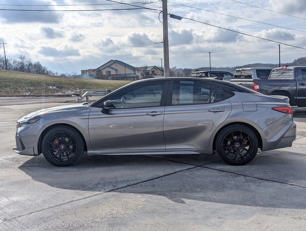 Used 2025 Toyota Camry XSE image 9