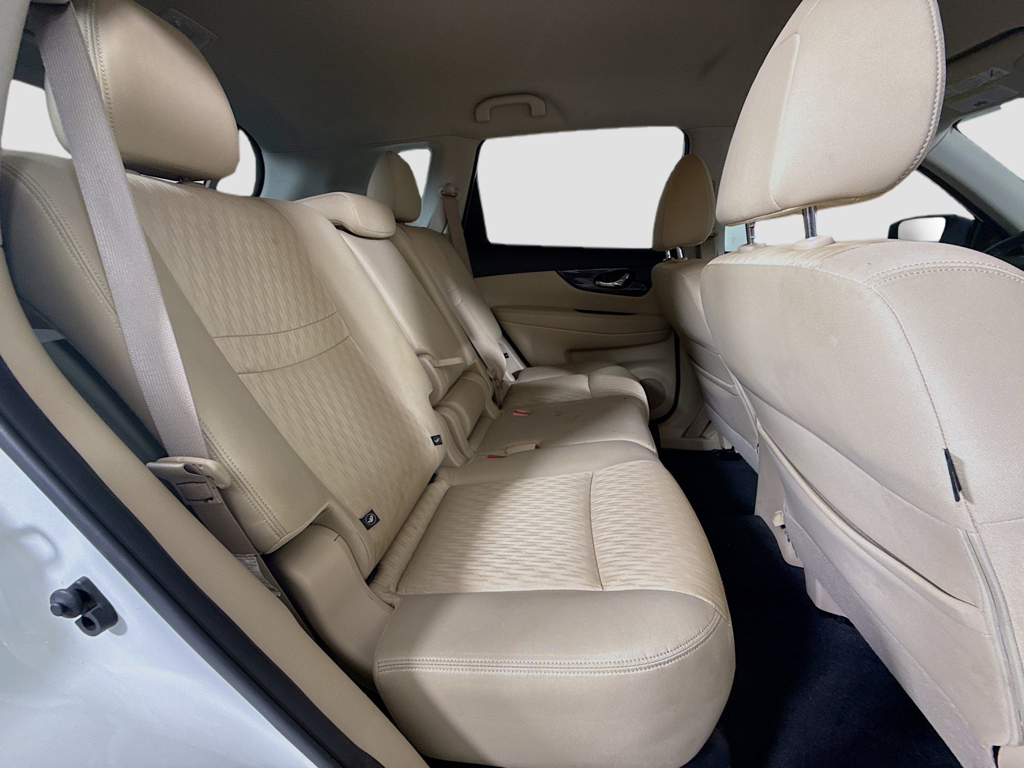 Used 2019 Nissan Rogue SV w/ Premium Package image 27