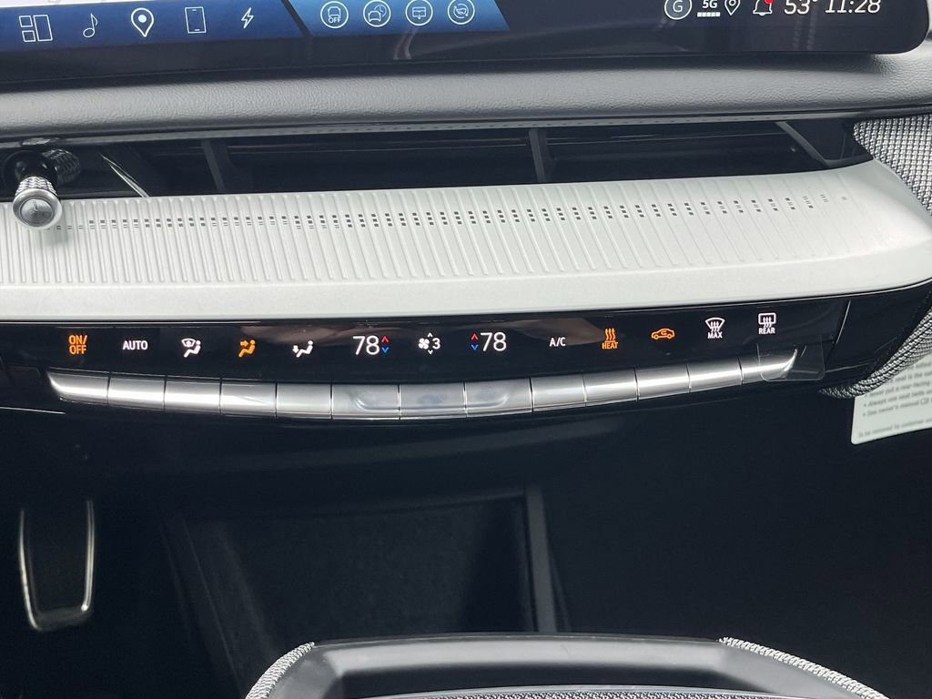 New 2026 Cadillac Optiq Sport 2 image 9