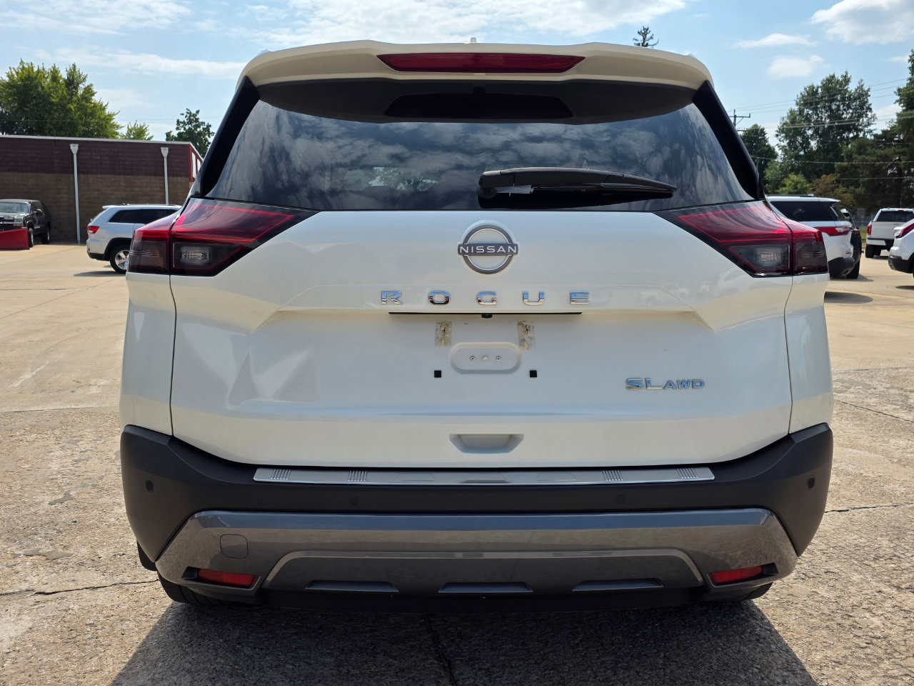 Used 2022 Nissan Rogue SL w/ SL Premium Package image 20