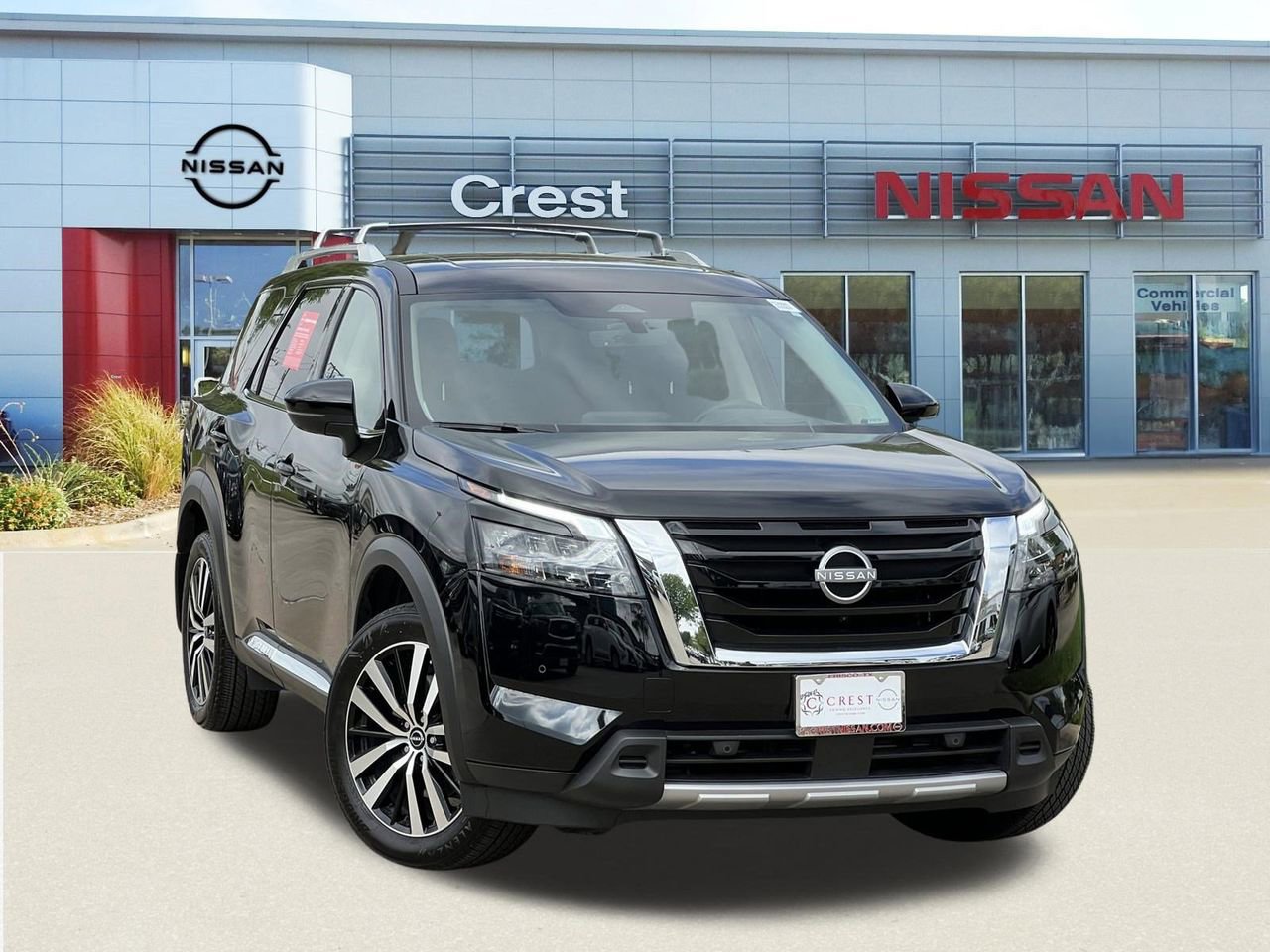 Certified 2025 Nissan Pathfinder Platinum w/ Cargo Package image 1