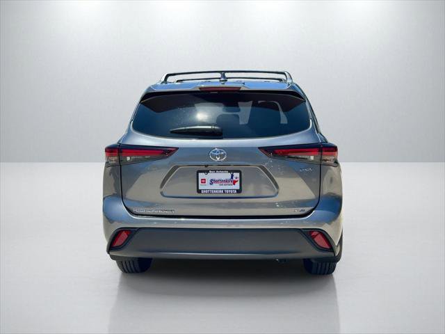 Certified 2026 Toyota Highlander XLE AWD/4WD image 6