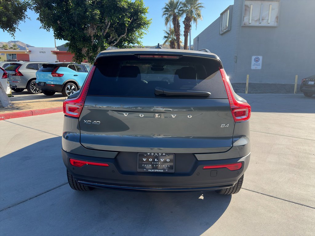 New 2026 Volvo XC40 B4 Core w/ Protection Package image 5