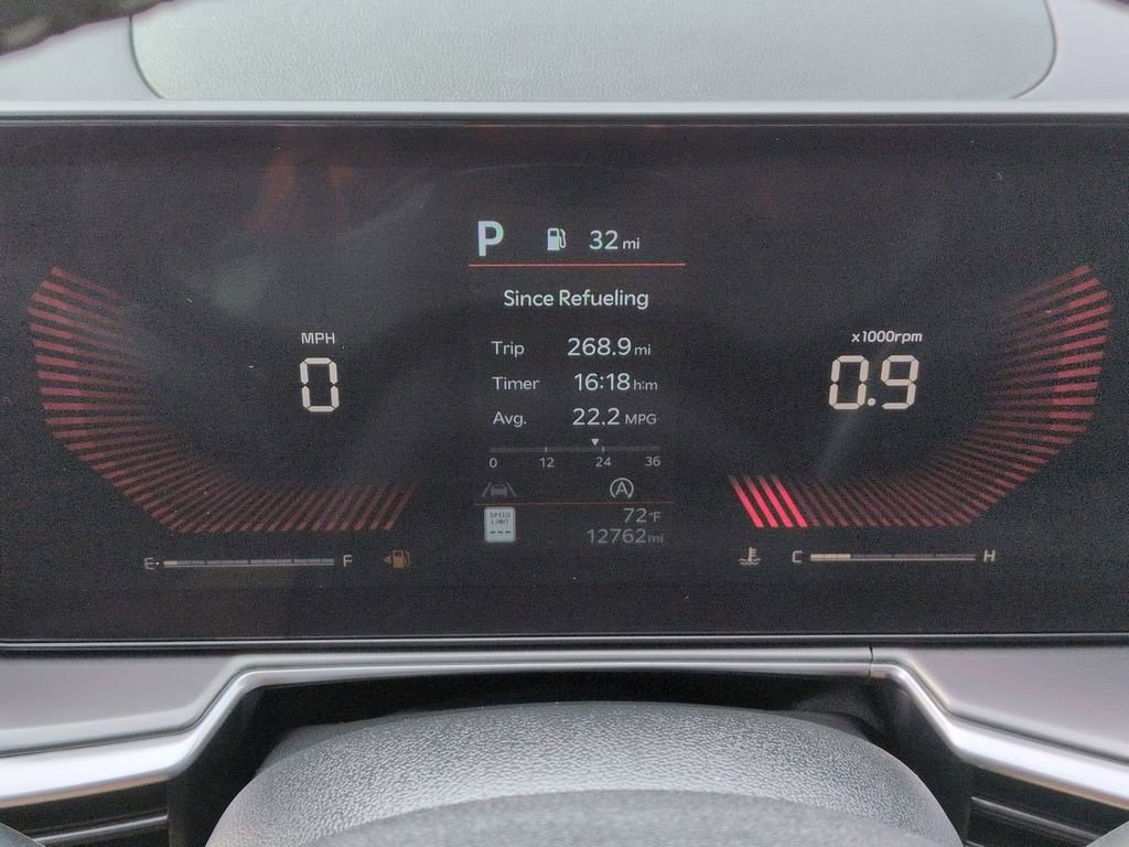 Used 2025 Kia Sorento S w/ Panoramic Sunroof Package image 14