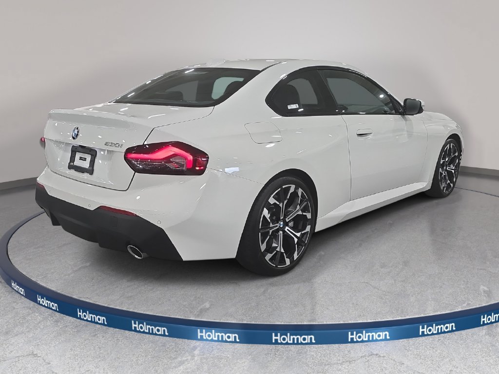 Certified 2026 BMW 230i Coupe w/ Convenience Package RWD image 5