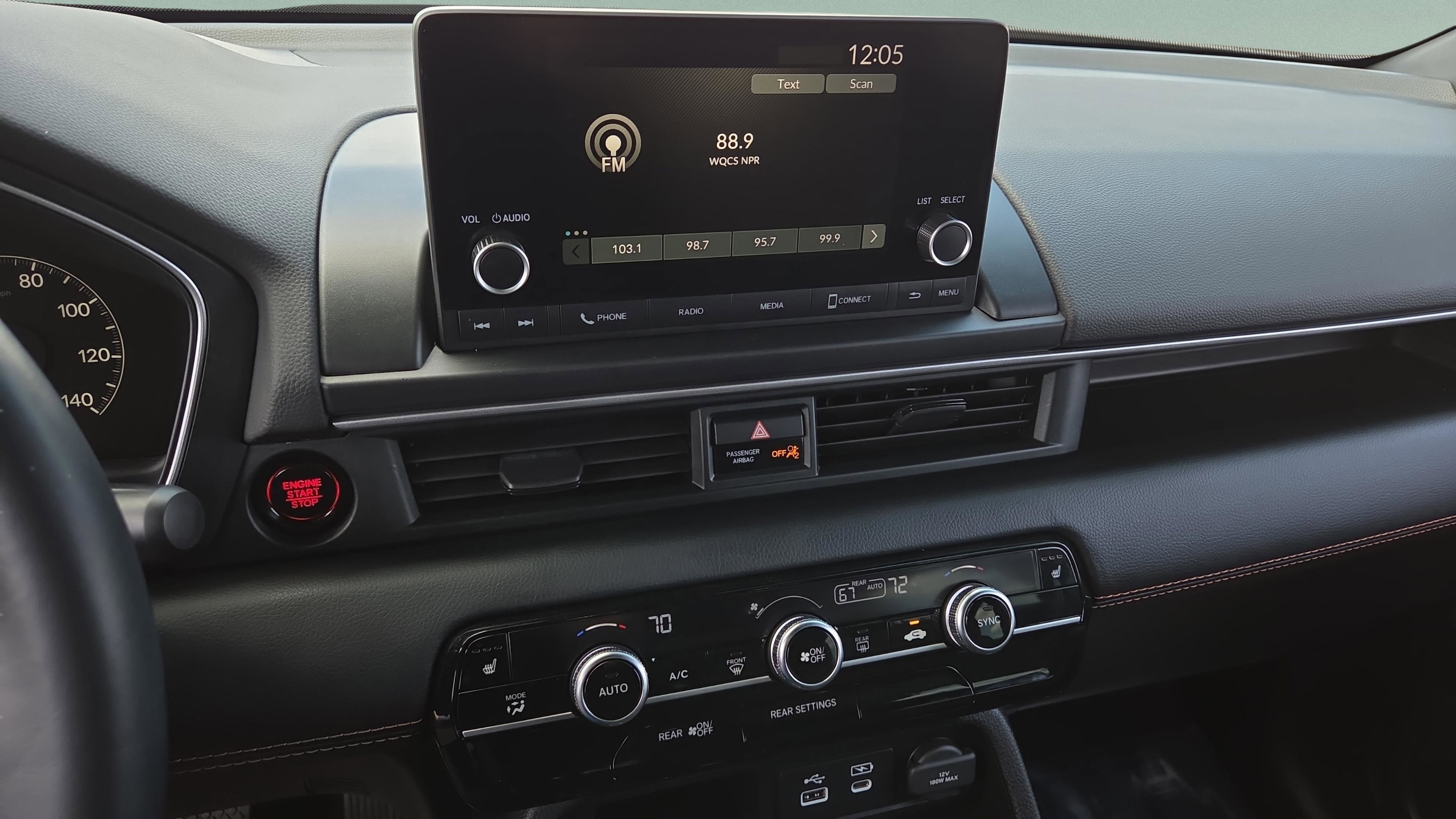 Used 2023 Honda Pilot Sport image 27