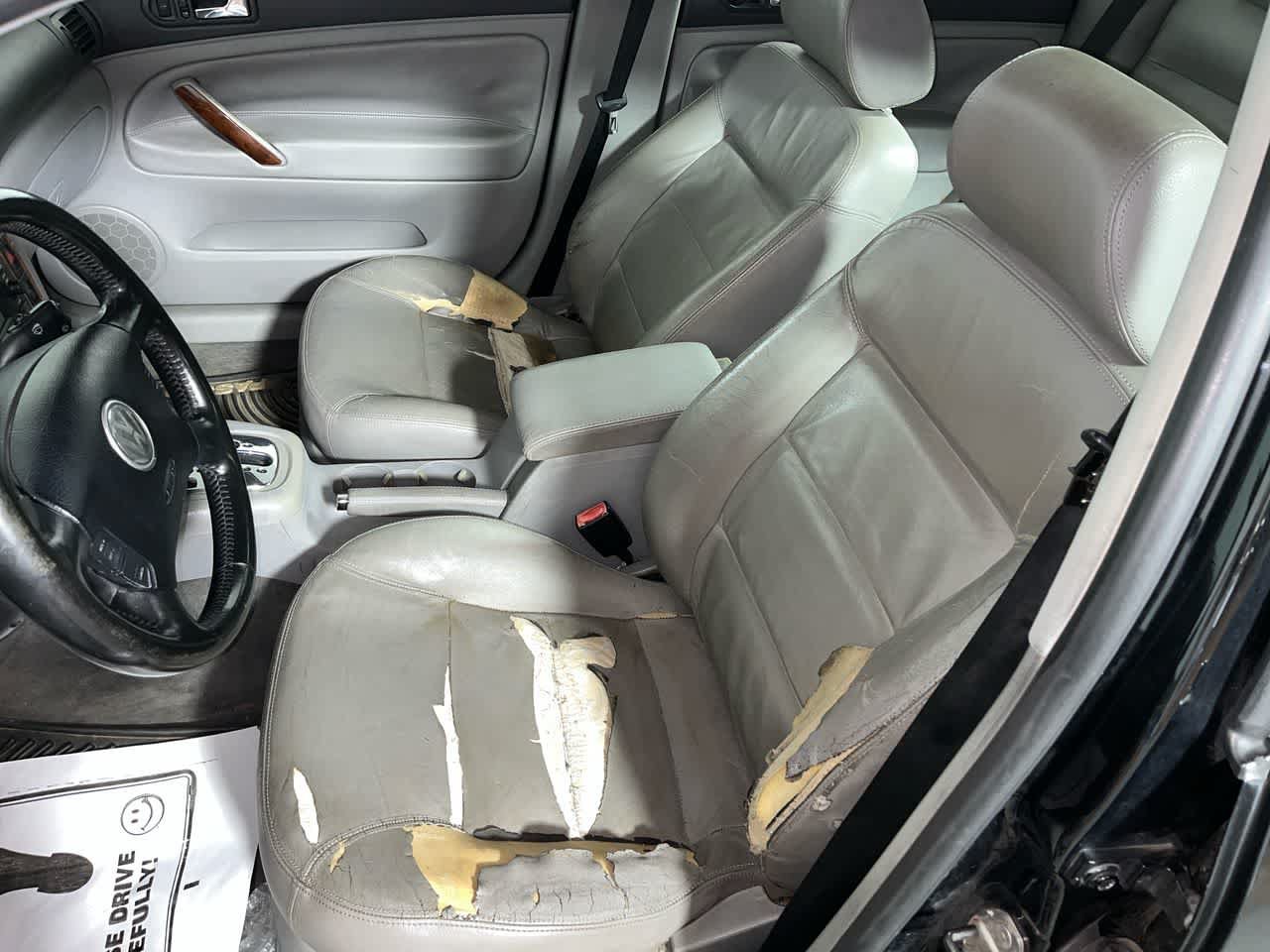 Used 2004 Volkswagen Passat GLS FWD image 15
