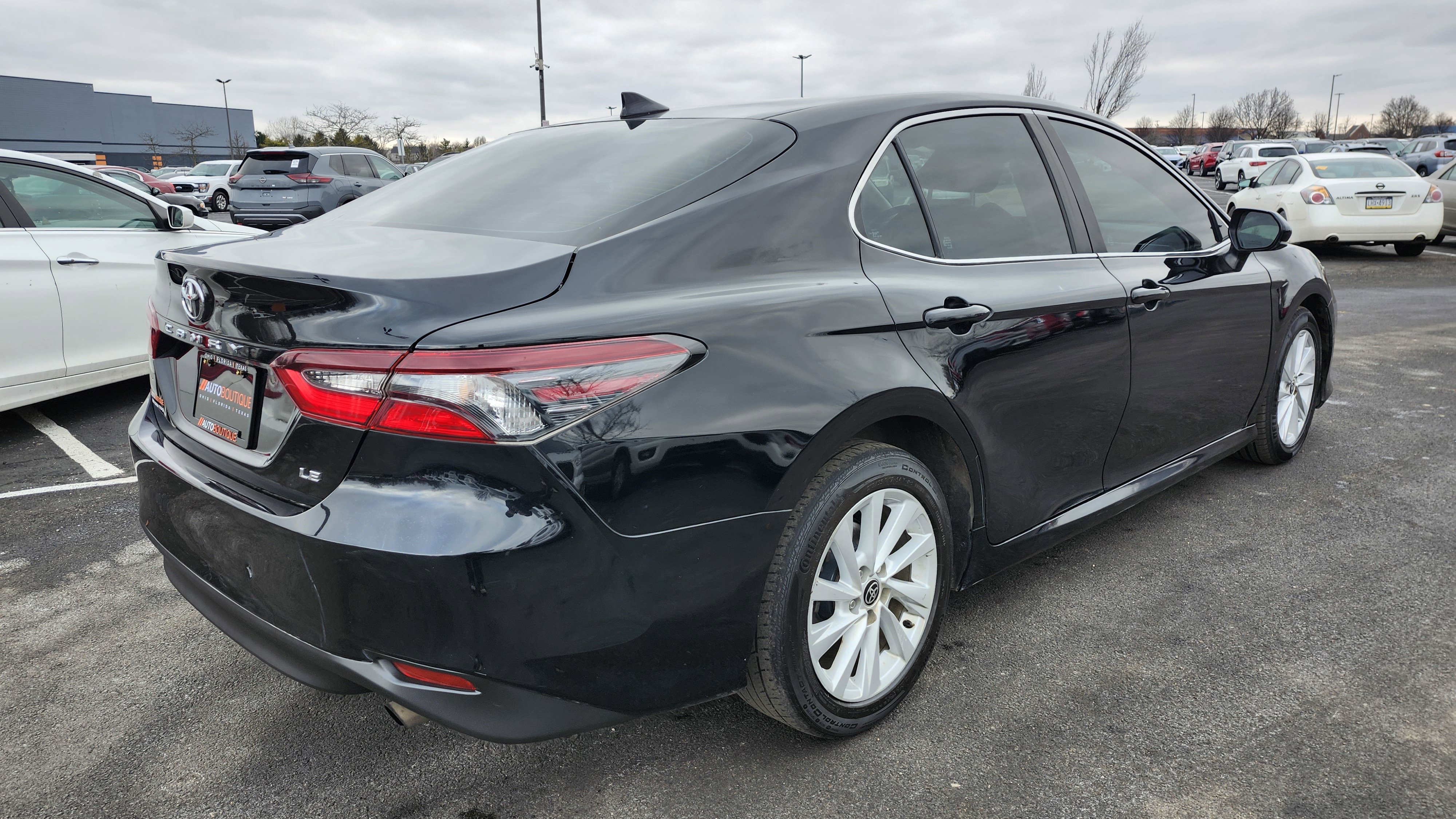 Used 2024 Toyota Camry LE image 15