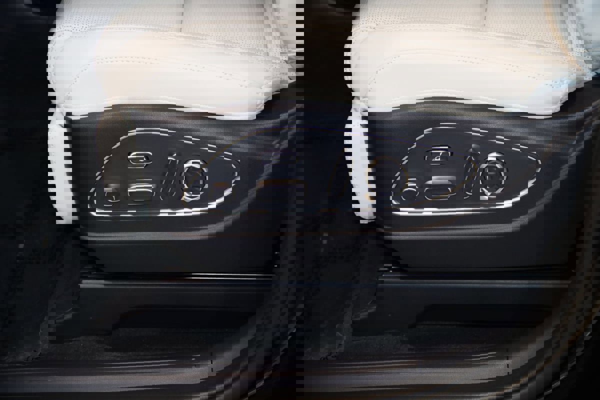 Used 2026 Hyundai Palisade Calligraphy image 45