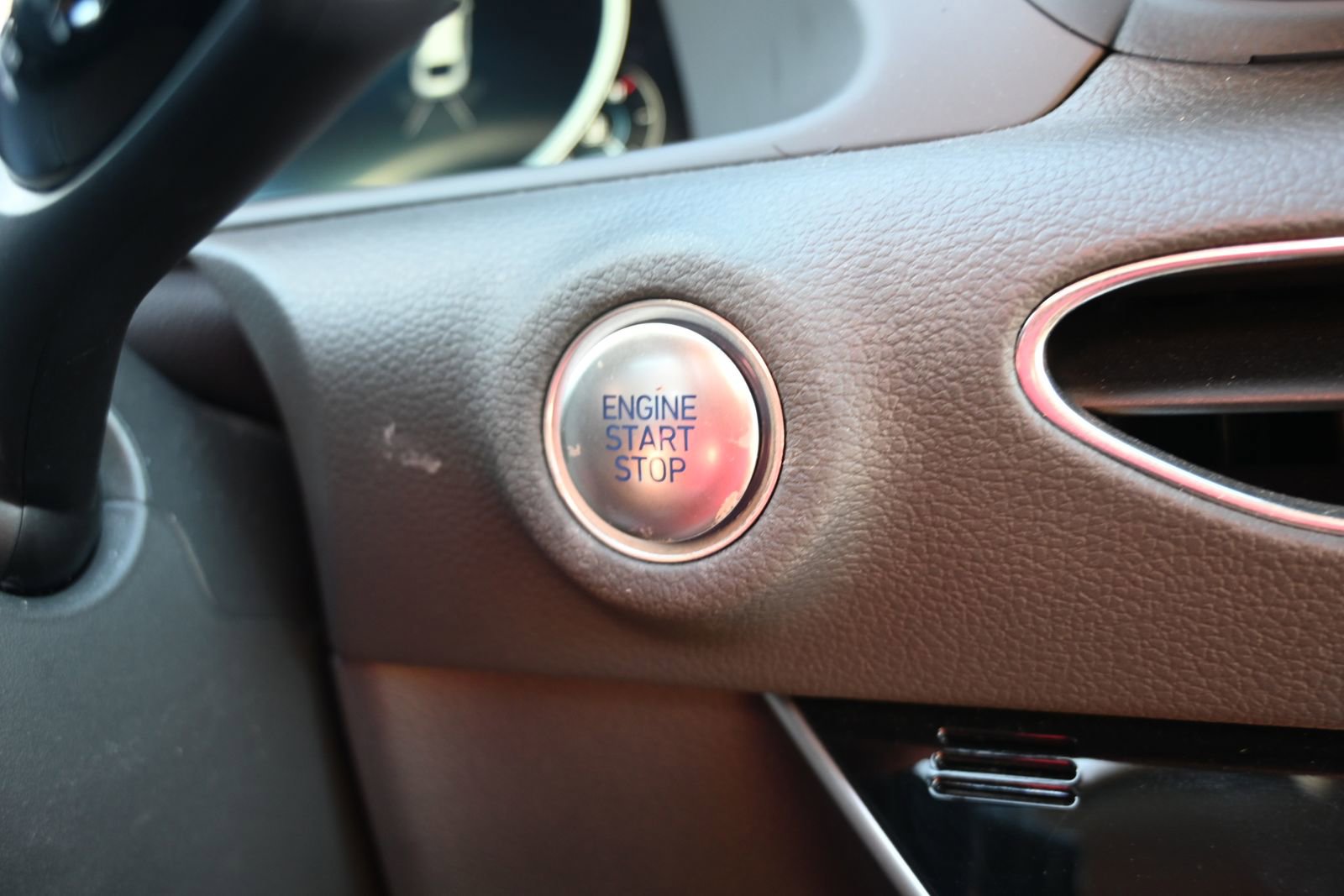 Used 2023 Hyundai Sonata Limited w/ Cargo Package image 27