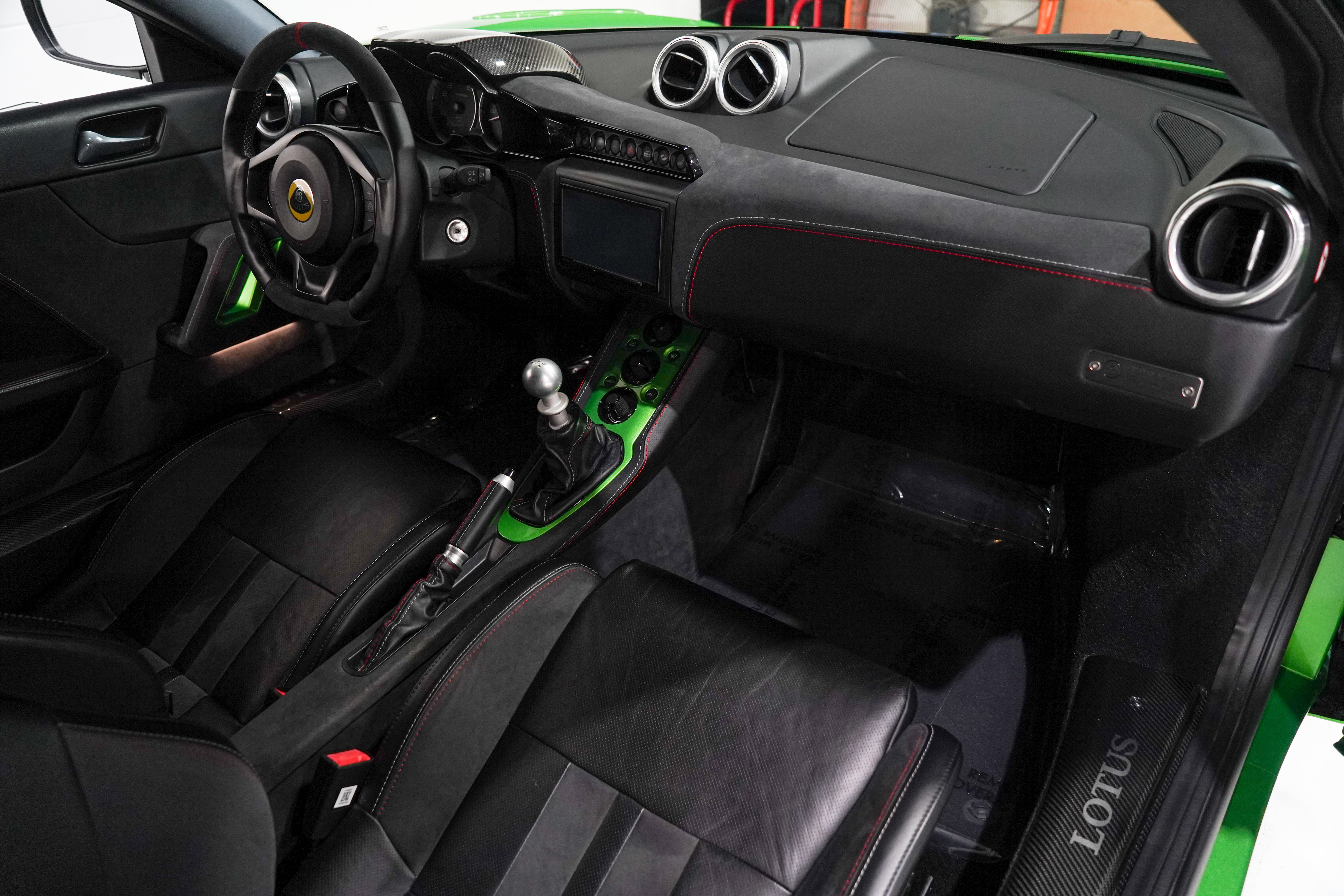 Used 2020 Lotus Evora RWD image 16