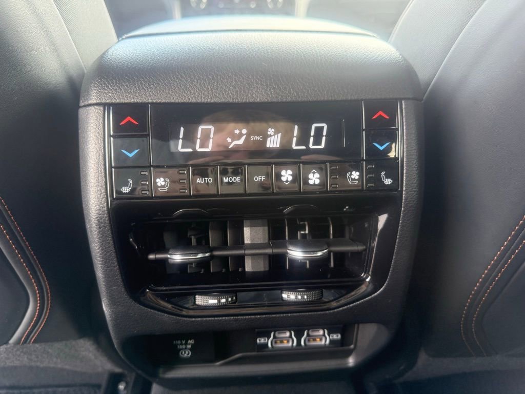 Used 2022 Jeep Grand Cherokee Summit AWD/4WD image 42