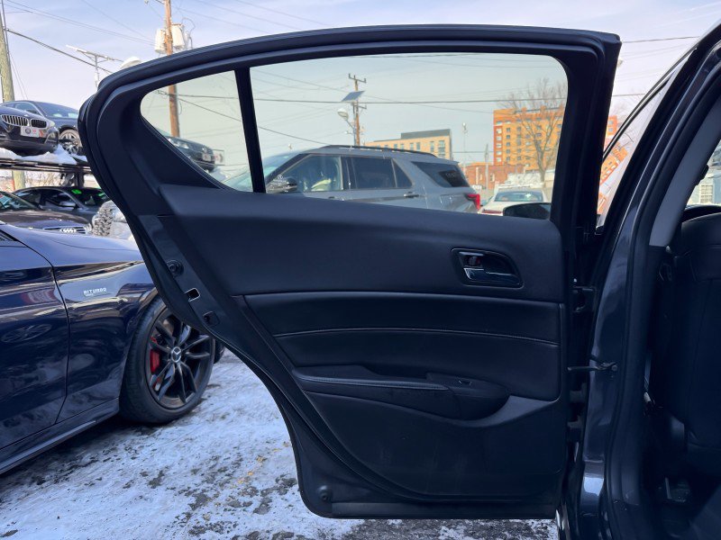 Used 2016 Acura ILX FWD with Premium Package image 13