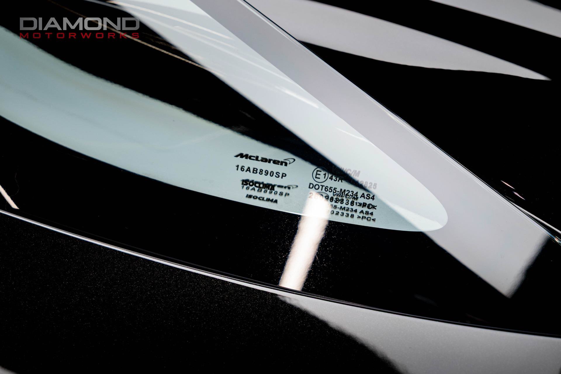 Used 2026 McLaren Artura Spider RWD image 47
