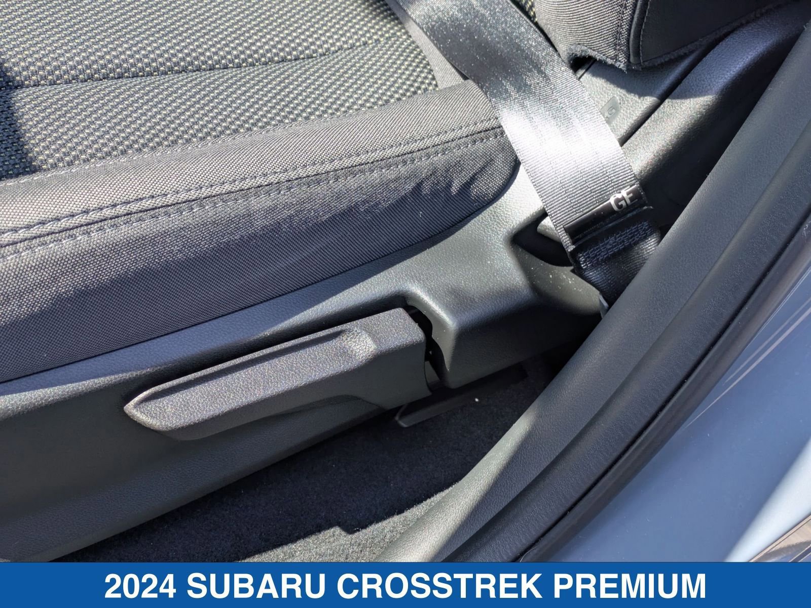 Used 2024 Subaru Crosstrek 2.0i Premium image 26