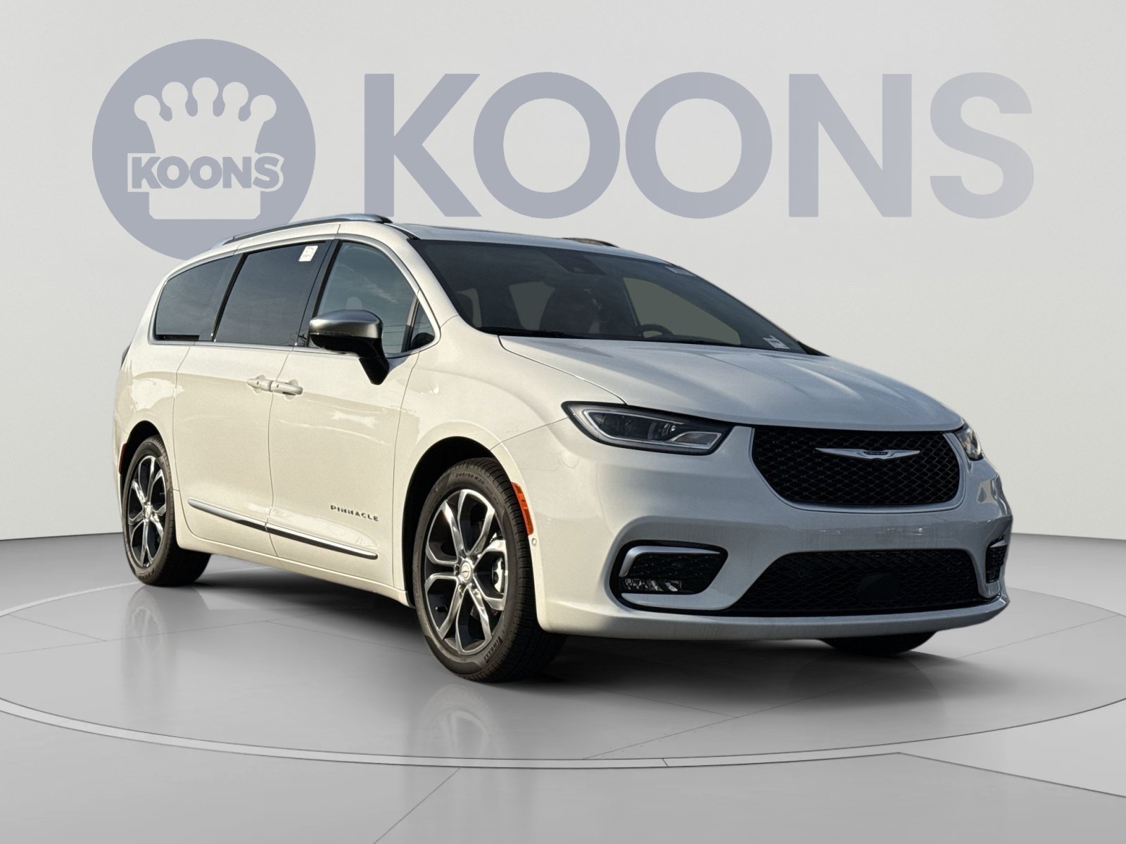 Used 2026 Chrysler Pacifica Pinnacle FWD image 10