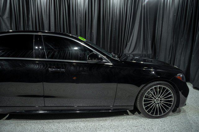 Certified 2026 Mercedes-Benz C 300 4MATIC Sedan image 4