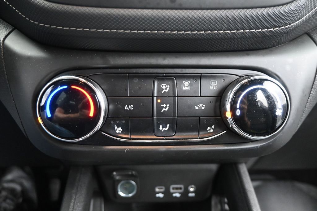 Used 2023 Chevrolet TrailBlazer ACTIV FWD image 22
