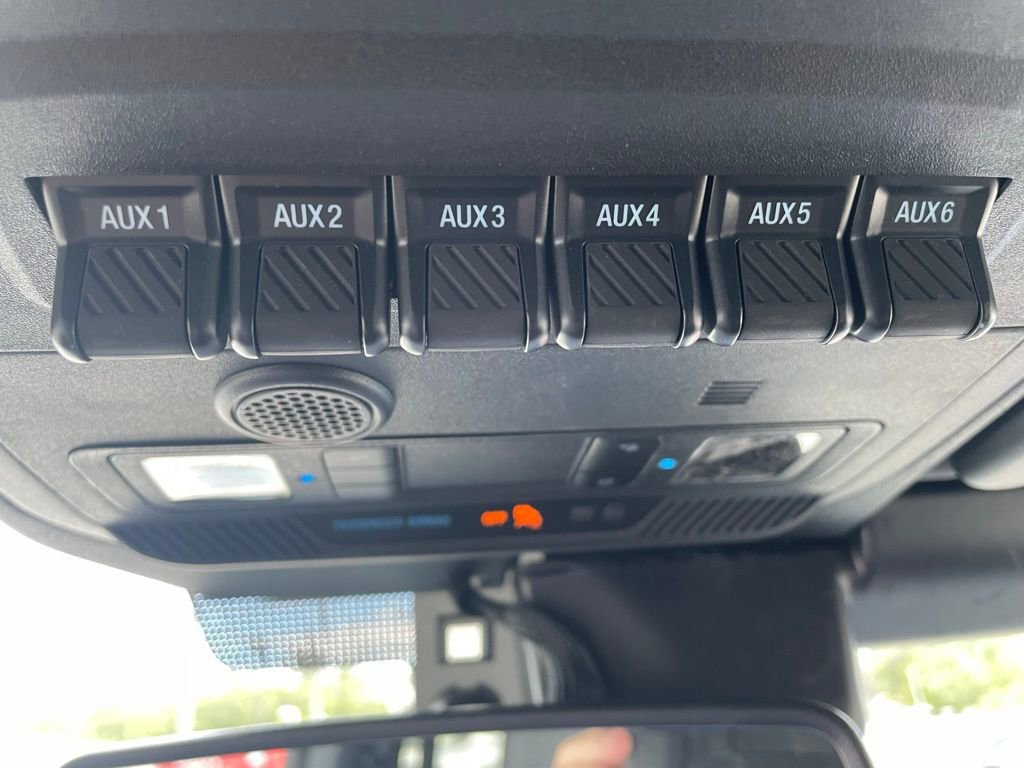 New 2025 Ford Bronco Raptor image 16