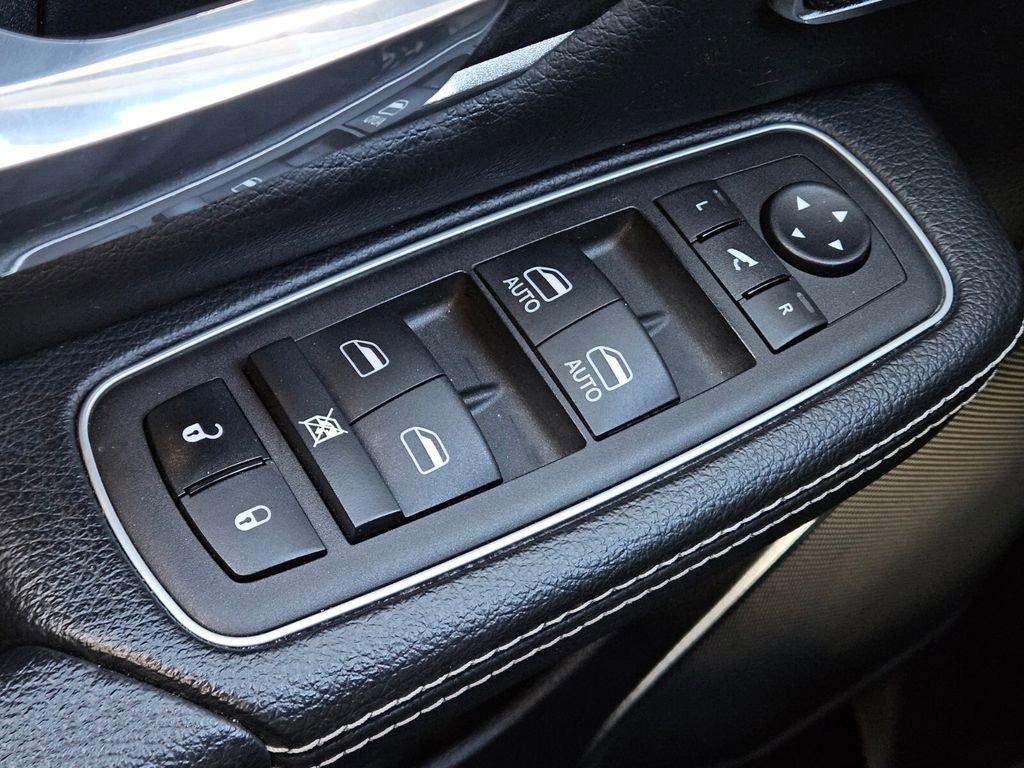 Used 2023 RAM 1500 Laramie image 15