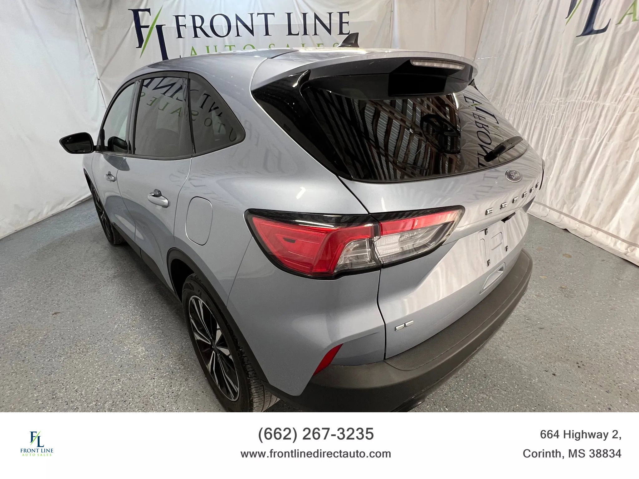 Used 2022 Ford Escape SE w/ SE Sport Appearance Package image 5