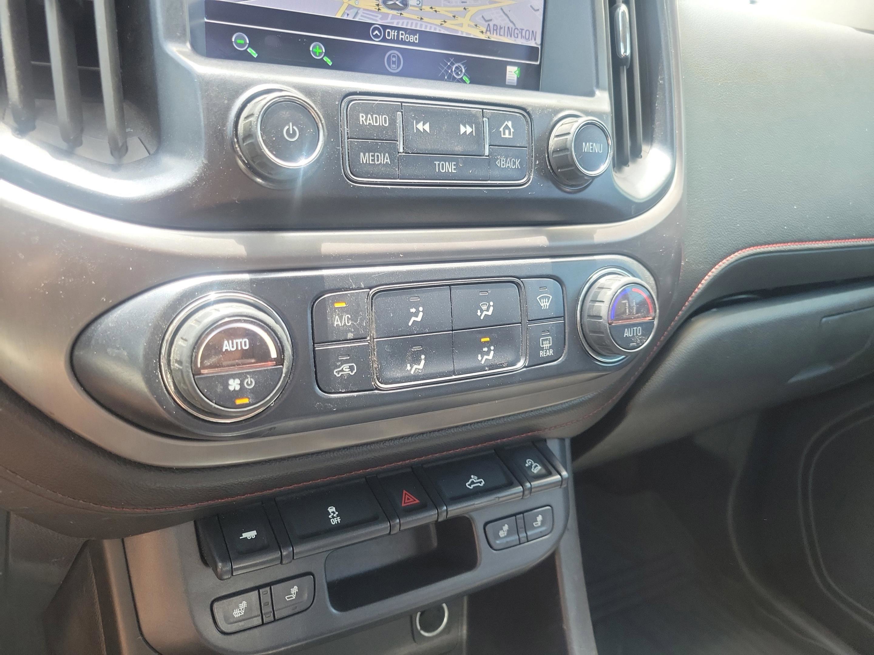 Used 2016 GMC Canyon SLE w/ All Terrain Package RWD image 29